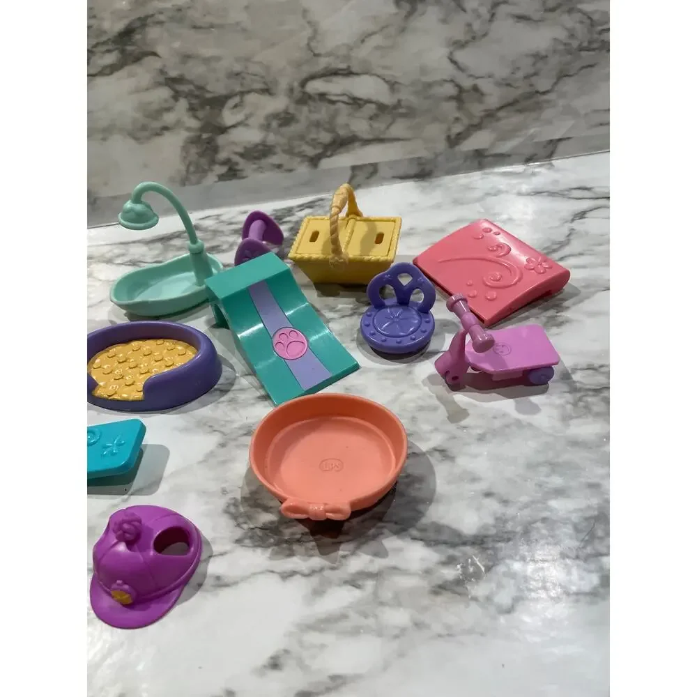 Littlest pet shop accessory bundle!
